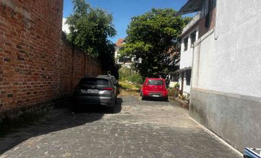 amplia propiedad en venta terreno en venta con casa sector san Blas