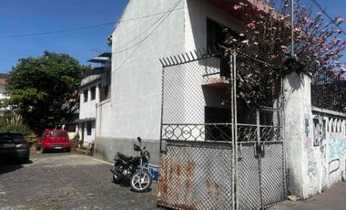 amplia propiedad en venta terreno en venta con casa sector san Blas