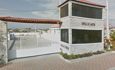 VENTA DE CASAS EN URB. BRISAS DE ANCON