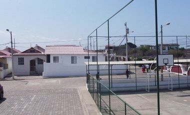 VENTA DE CASAS EN URB. BRISAS DE ANCON