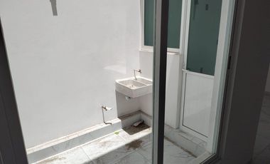 CASA EN RENTA LOMAS DE COACALCO.