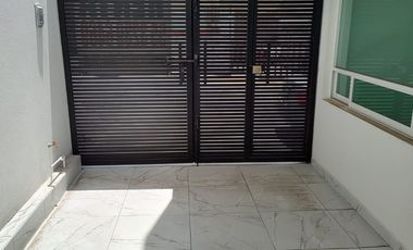 CASA EN RENTA LOMAS DE COACALCO.