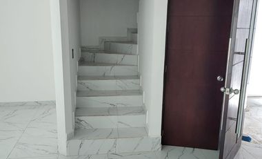 CASA EN RENTA LOMAS DE COACALCO.