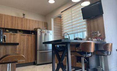 VENTA DE CASA EN LOMAS DE ANGELOPOLIS CASTELLANA