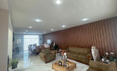 VENTA DE CASA EN LOMAS DE ANGELOPOLIS CASTELLANA