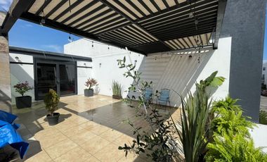 VENTA DE CASA EN LOMAS DE ANGELOPOLIS CASTELLANA