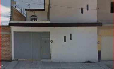 VENTA DE CASA, JARDINES DE CELAYA 3RA SECC GUANAJUATO