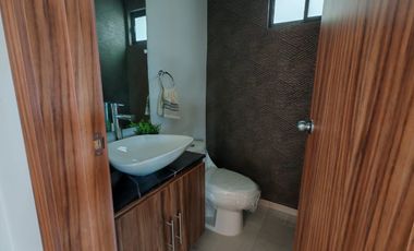 CASA NUEVA CON GRAN PATIO EXTERIOR, BALCÓN Y CISTERNA EN PACHUCA