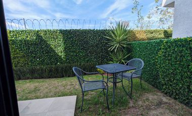 CASA EXCLUSIVA CON BALCÓN, PATIO EXTERIOR, CISTERNA EN PACHUCA