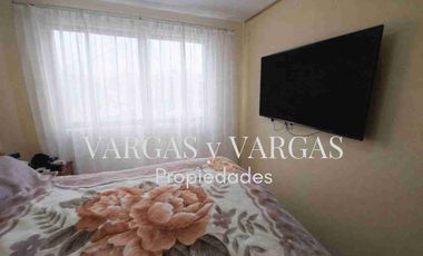 SE VENDE DEPARTANENTO CON O SIN MUEBLES, PLAYA ANCHA. VALPARAISO. 2 DORMITORIOS, 1 BAÑO. EXCELENTE LOCOMOCIÓN, FRENTE AL DEPARTAMENTO, SECTOR CON COMERCIO LOCAL. IDEAL PARA INVERSIÓN