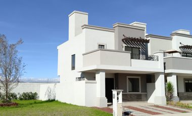 CASA NUEVA CON PROYECTO DE AMPLIACIÓN EN PACHUCA A SOLO 45 MIN DE DE LA CDMX