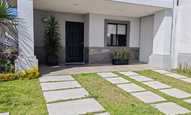 CASA NUEVA CON PROYECTO DE AMPLIACIÓN EN PACHUCA A SOLO 45 MIN DE DE LA CDMX