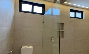 casa de venta urb. manta beach zona sur de manta