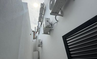 casa de venta urb. manta beach zona sur de manta