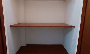 CASA EN VENTA, a 2 cuadras de la calzada Lázaro Cárdenas