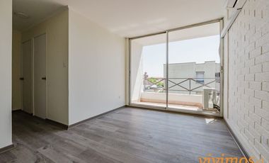 Agradable y práctico depto. Metro Matta (L3). Estudiantes