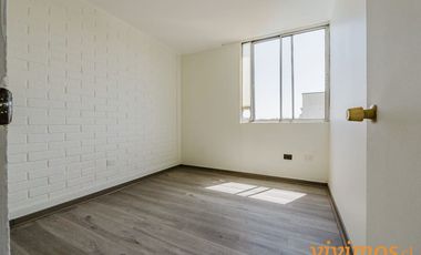 Agradable y práctico depto. Metro Matta (L3). Estudiantes