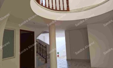 Hermosa Casa Cañaveral