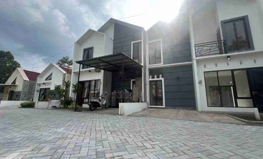 PROMO RUMAH 2 LANTAI HARGA 499JT DI MERTOYUDAN SISA 2 UNIT