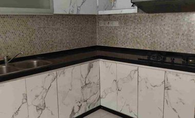 Sewa rumah Premium Pakuwon Indah cluster Lariz ville Surabaya Barat