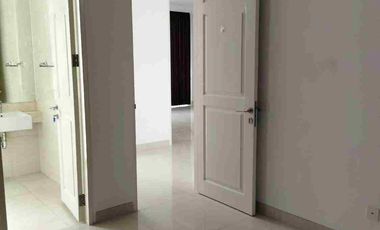 Sewa rumah Premium Pakuwon Indah cluster Lariz ville Surabaya Barat