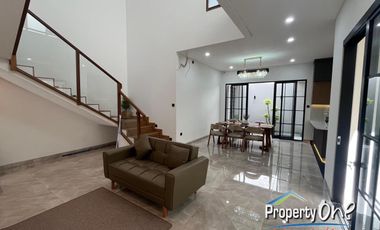 Jual Rumah Di Taman Chrysant BSD Serpong