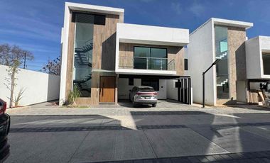 preciosa casa en VENTA tipo LUXURY