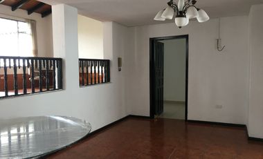 🏢 AMPLIA PROPIEDAD EN VENTA – IDEAL PARA EMPRESAS O INSTITUCIONES | IBARRA frente al parque El Sol