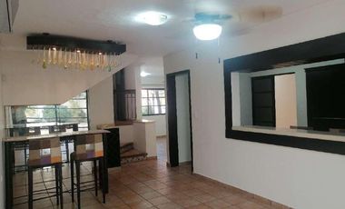 Casa en Privada las Campanas, Col. Guadalupe