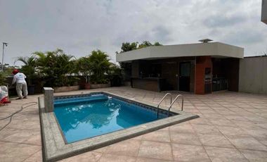 Se vende de Oportunidad Casa nueva en Km 1 de Vía a Samborondón Vista al Lago