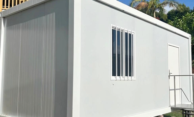 Cabina, oficina, negocio...