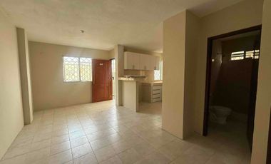 Alquiler de casa en Manta en urbanización privada cerca de la fabril