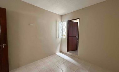 Alquiler de casa en Manta en urbanización privada cerca de la fabril