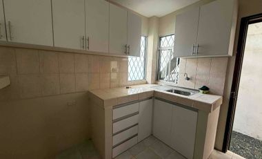 Alquiler de casa en Manta en urbanización privada cerca de la fabril