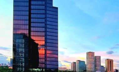 FOR SALE | Elegant 1-Bedroom w/ Parking in Bristol at Parkway Place, Alabang