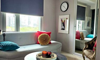 FOR SALE | Elegant 1-Bedroom w/ Parking in Bristol at Parkway Place, Alabang