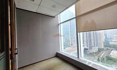 Kantor Prestisius di Equity Tower SCBD Sudirman Dengan Luas 221m2 Sudah Tersedia 10 Sekat, Representatif untuk Perusahaan Nasional & Multinasional