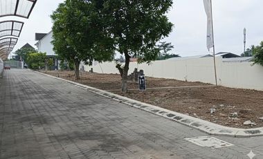 RUMAH ELITE JOGJA DALAM CLUSTER EKSKLUSIF DEKAT RS PKU GAMPING ADA ATTIC ROOM