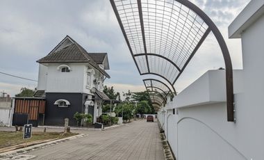 RUMAH ELITE JOGJA DALAM CLUSTER EKSKLUSIF DEKAT RS PKU GAMPING ADA ATTIC ROOM