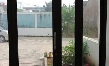 Jual Take Over Rumah 79JT dkt Tol di Perum Santorini Residence Bojongkulur