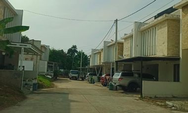 Jual Take Over Rumah 79JT dkt Tol di Perum Santorini Residence Bojongkulur