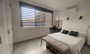 Se vende Departamento en Planta baja moderno frente al C.C. El Dorado