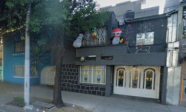 VENTA DE CASA EN CALLE EJE CENTRAL LAZARO CARDENAS BENITO JUAREZ CIUDA DE MÉXICO