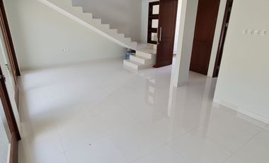 Rumah Baru Harga Menarik di Sesetan Dekat Sanur, Denpasar