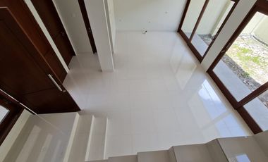Rumah Baru Harga Menarik di Sesetan Dekat Sanur, Denpasar