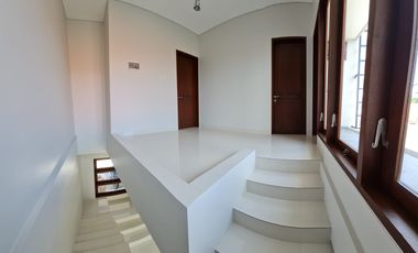 Rumah Baru Harga Menarik di Sesetan Dekat Sanur, Denpasar