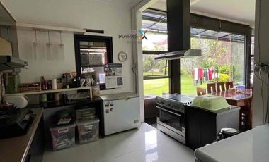 Jual Cepat Rumah Mewah Tropis Modern di jalan kembar villa puncak tidar Malang