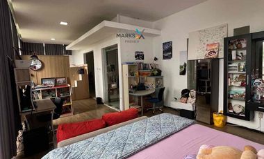 Jual Cepat Rumah Mewah Tropis Modern di jalan kembar villa puncak tidar Malang