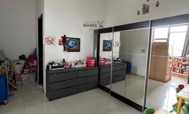 Jual Cepat Rumah Mewah Tropis Modern di jalan kembar villa puncak tidar Malang
