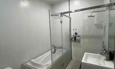 Jual Cepat Rumah Mewah Tropis Modern di jalan kembar villa puncak tidar Malang